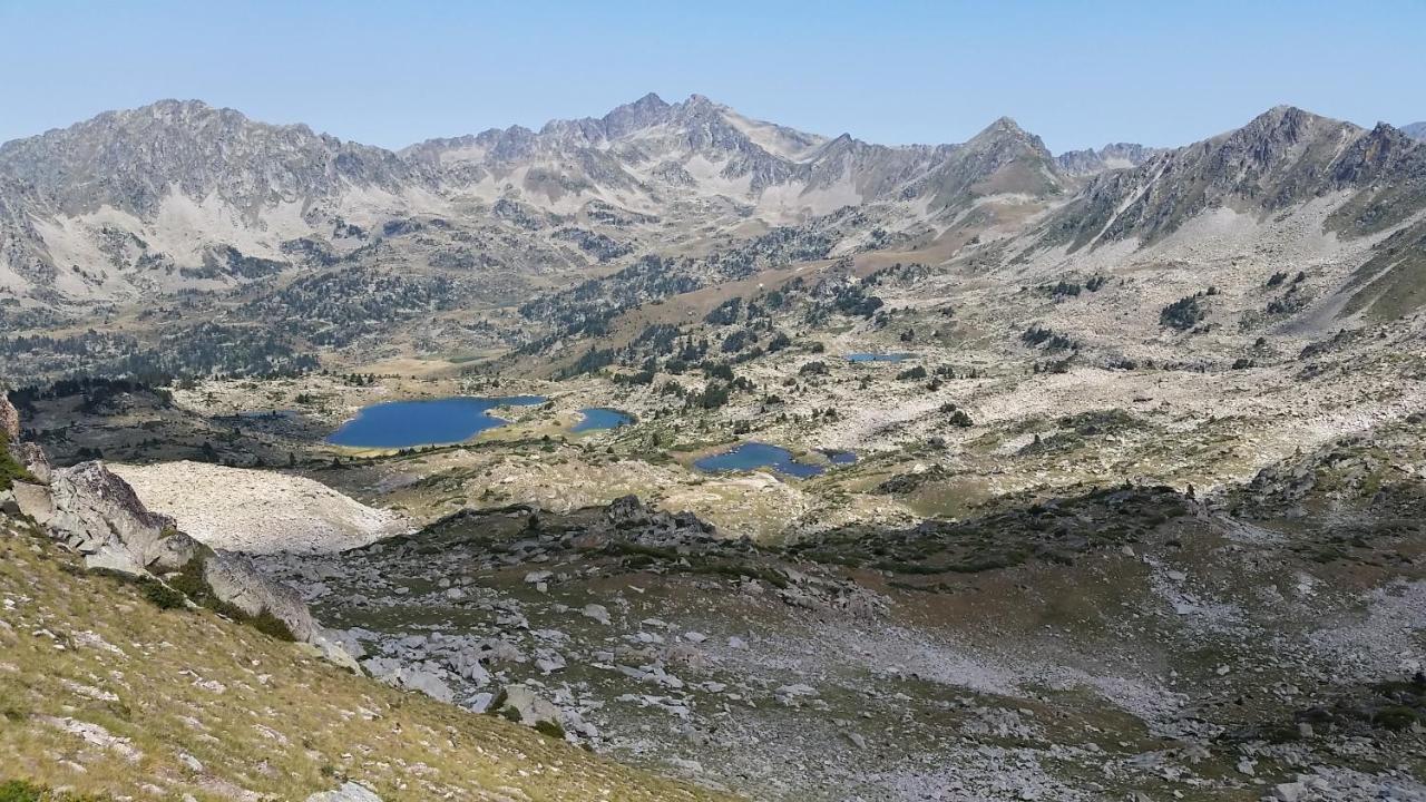 Хостел Solfe Backpacker Люс-Сен-Совёр Экстерьер фото